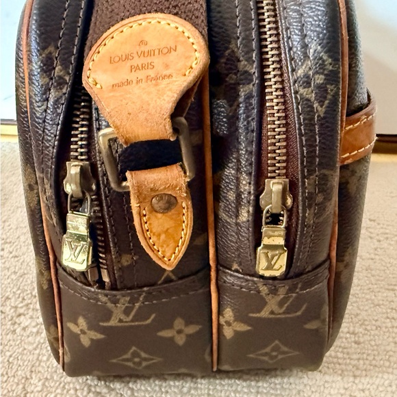 Vintage Louis Vuitton LV Monogram Reporter PM - Picture 7 of 16